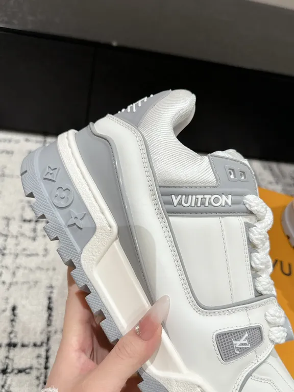 Louis Vuitton Shoe 